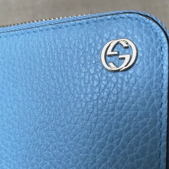Brand NEW Authentic GUCCI Leather zipper wallet- light blue - Picture 6 of 14